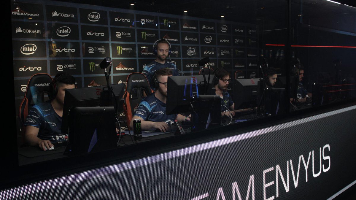 MonsterEnergyES's tweet photo. Te gustaría ganar una entrada VIP o estándar doble para asistir a @DreamHackSpain  2018 en Valencia. El festival de eSports más grande del mundo:  PARTICIPA AQUI —> https://t.co/fZIcFwXOOn https://t.co/cZ9BSS8ljl