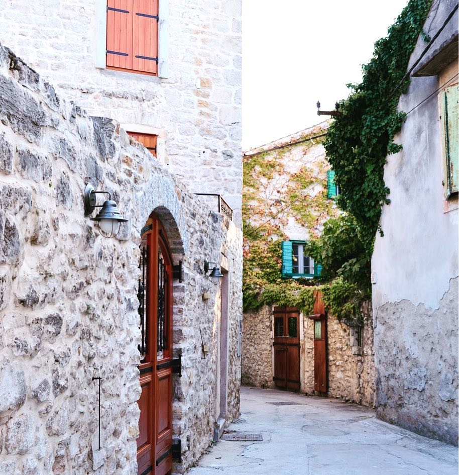 PointersTravel's tweet photo. ๐@DiscoverBiograd ๐ญ๐ท
Those wonderfully narrow streets ๐
๐ฑ https://t.co/TitRKFeRI1
๐ธ https://t.co/kI780b8Pmw
.
.
#biograd #biogradnamoru #croatia #croatiafulloflife #explore #pointerstravel https://t.co/hJAx0h3FRk