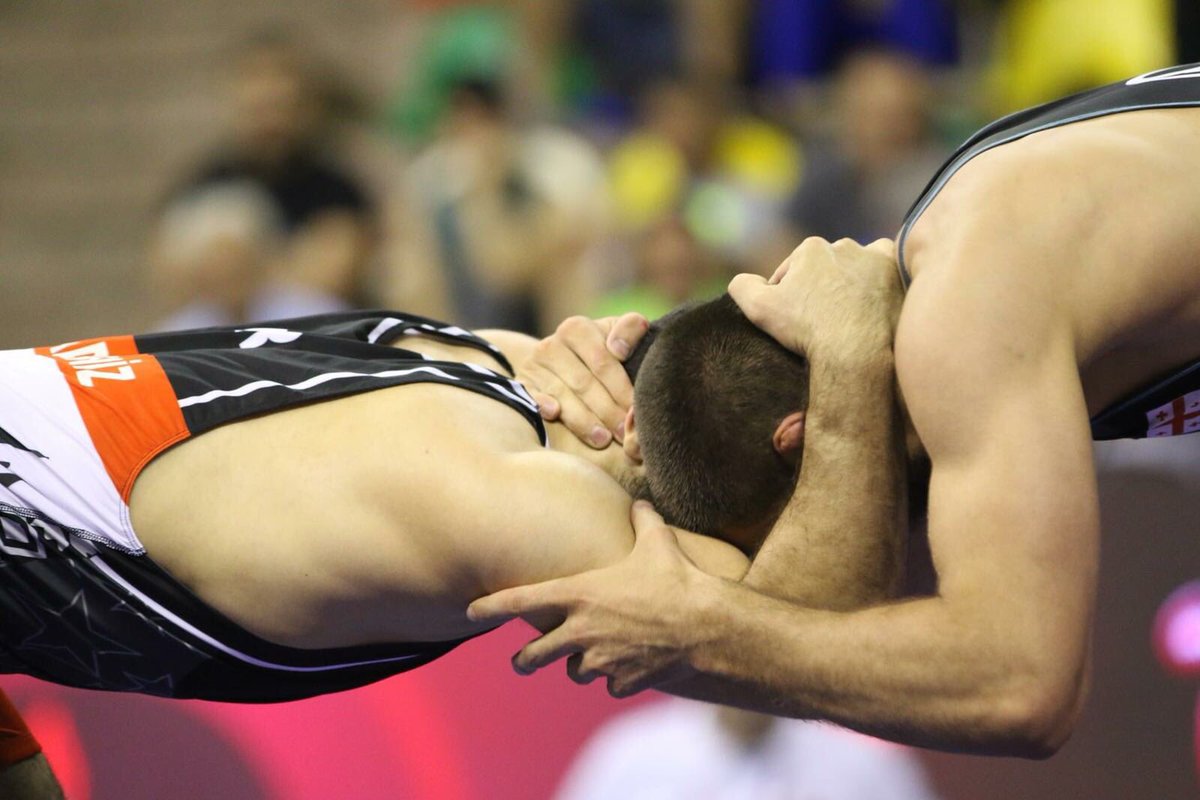 WEUChamp2018's tweet photo. U23 Avrupa Güreş Şampiyonası 74 kilogram serbest stil maçında Muhammed Akdeniz, Gürcü rakibi Avtandil Kentchadze'ye mağlup oldu.
@turkiyegures07 @wrestling https://t.co/DALcV8yrRt