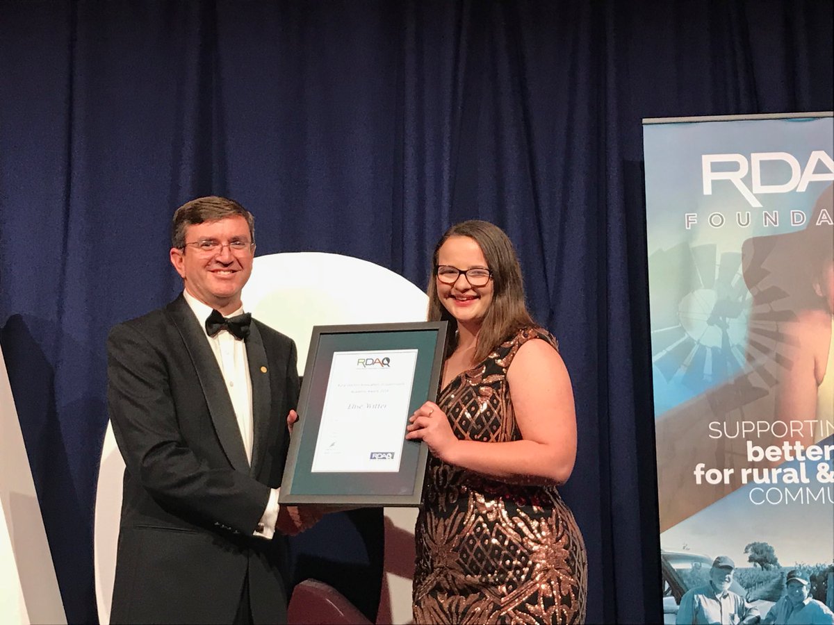 DesleyMarshall's tweet photo. Congratulations Elise RDAQ Student Academic award #RDAQ β¦@RuralDocsQβ© https://t.co/uaNQu9Nrmo
