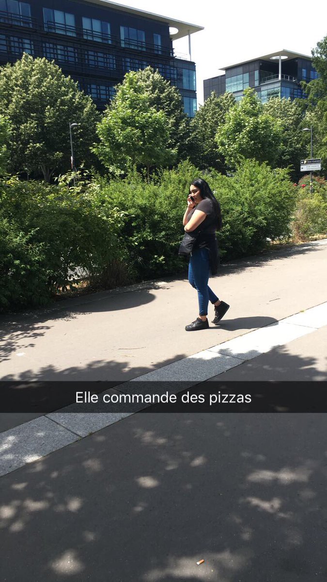 shwndrauhl's tweet photo. When we ate a pizza haha, one of the best days of my life #dwtlyon https://t.co/R2pF9xtzog