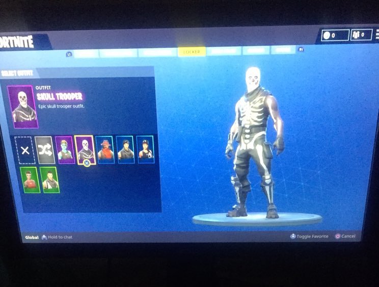 Ben57519782's tweet photo. Selling my second account 
Skull trooper
Reaper pickaxe
Ghoul trooper
#skulltrooper
#ghoultrooper
#selling 
DM me offers https://t.co/u58suuJWXc