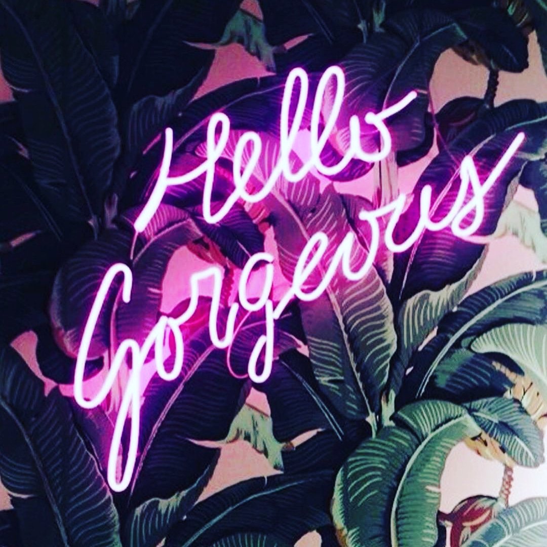 GlamAndSoul's tweet photo. Well hello there Saturday it's so good to see you again 💋
💎
#weekend #gorgeous #saturday #vibes #GlamAndSouls #homeaccessories #giftware https://t.co/Nv03zSjjqC