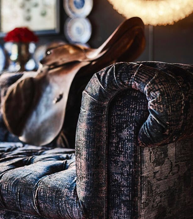 StocktonsMcr's tweet photo. #TimothyOulton Westminster Button Sofa updates it’s classic chesterfield roots with a more glamorous persona in faded and degraded velvets
#Stocktons https://t.co/PiyEDm5FEI