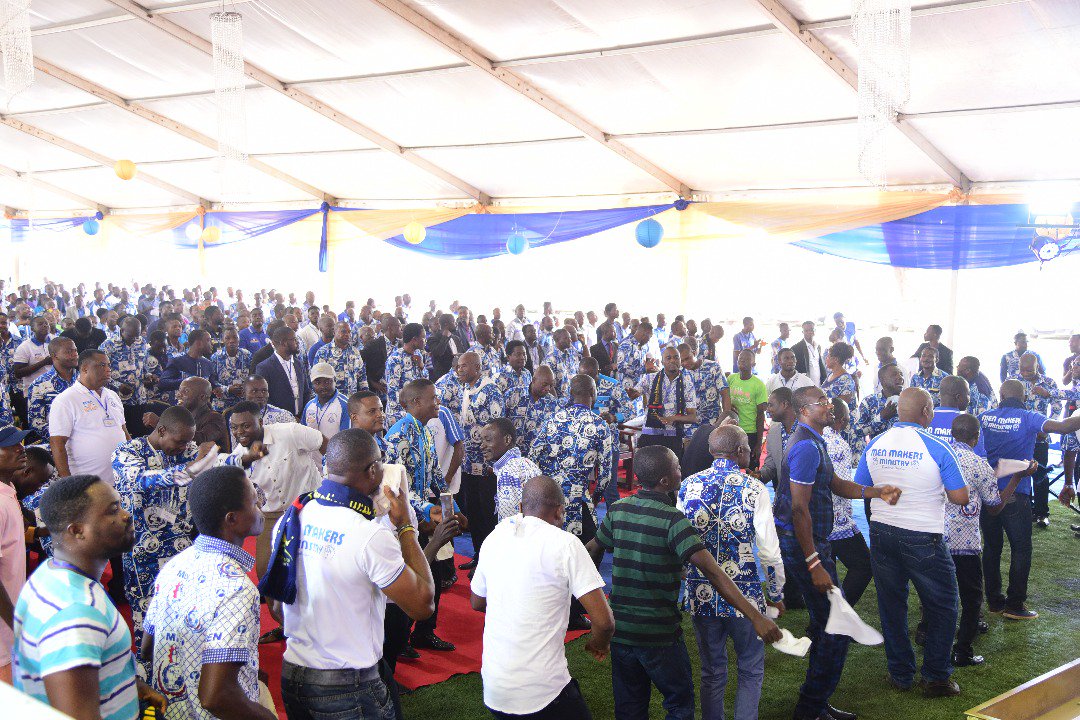 SamKorankye's tweet photo. When our PRAISES go up, the GLORY comes down. 
#MenMakers https://t.co/u9gcZpWEip