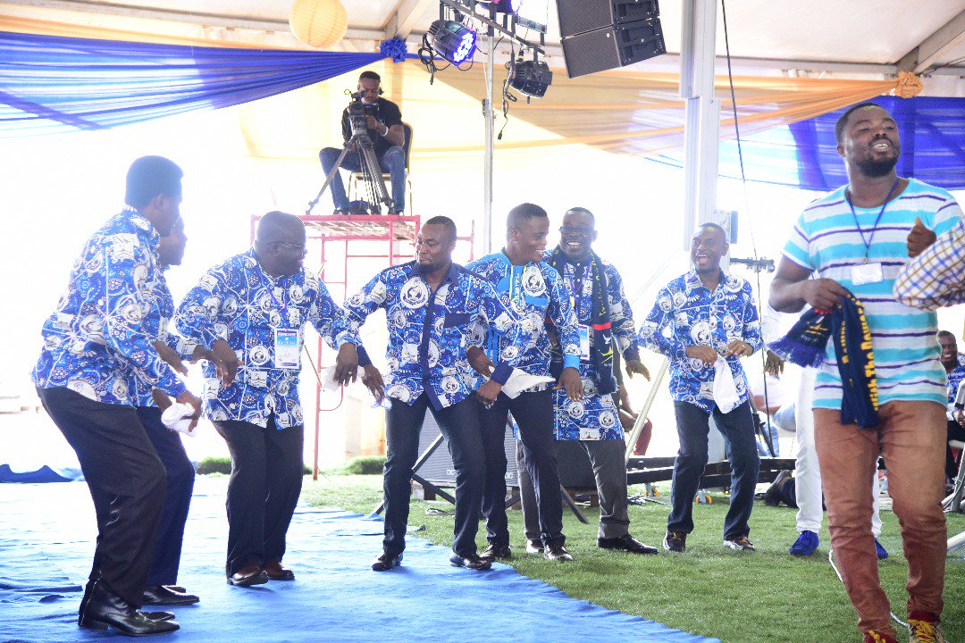 SamKorankye's tweet photo. When our PRAISES go up, the GLORY comes down. 
#MenMakers https://t.co/u9gcZpWEip