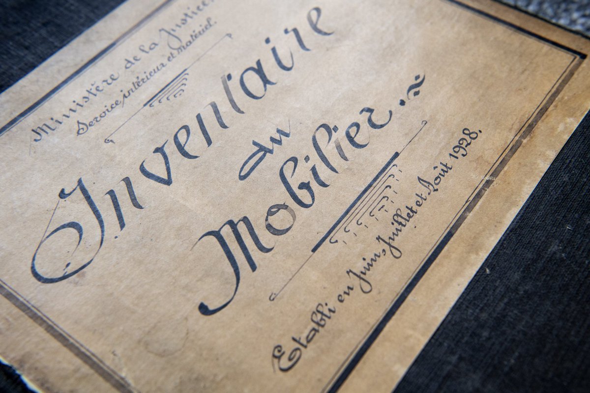 justice_gouv's tweet photo. 📸 Aujourd'hui, c'est la #JournéeInternationaleDesArchives. A l’administration centrale, c’est le Département des archives, de la documentation et du patrimoine (DADP) qui est en première ligne pour assurer la gestion et la valorisation des archives. https://t.co/MVnrUxH2t9