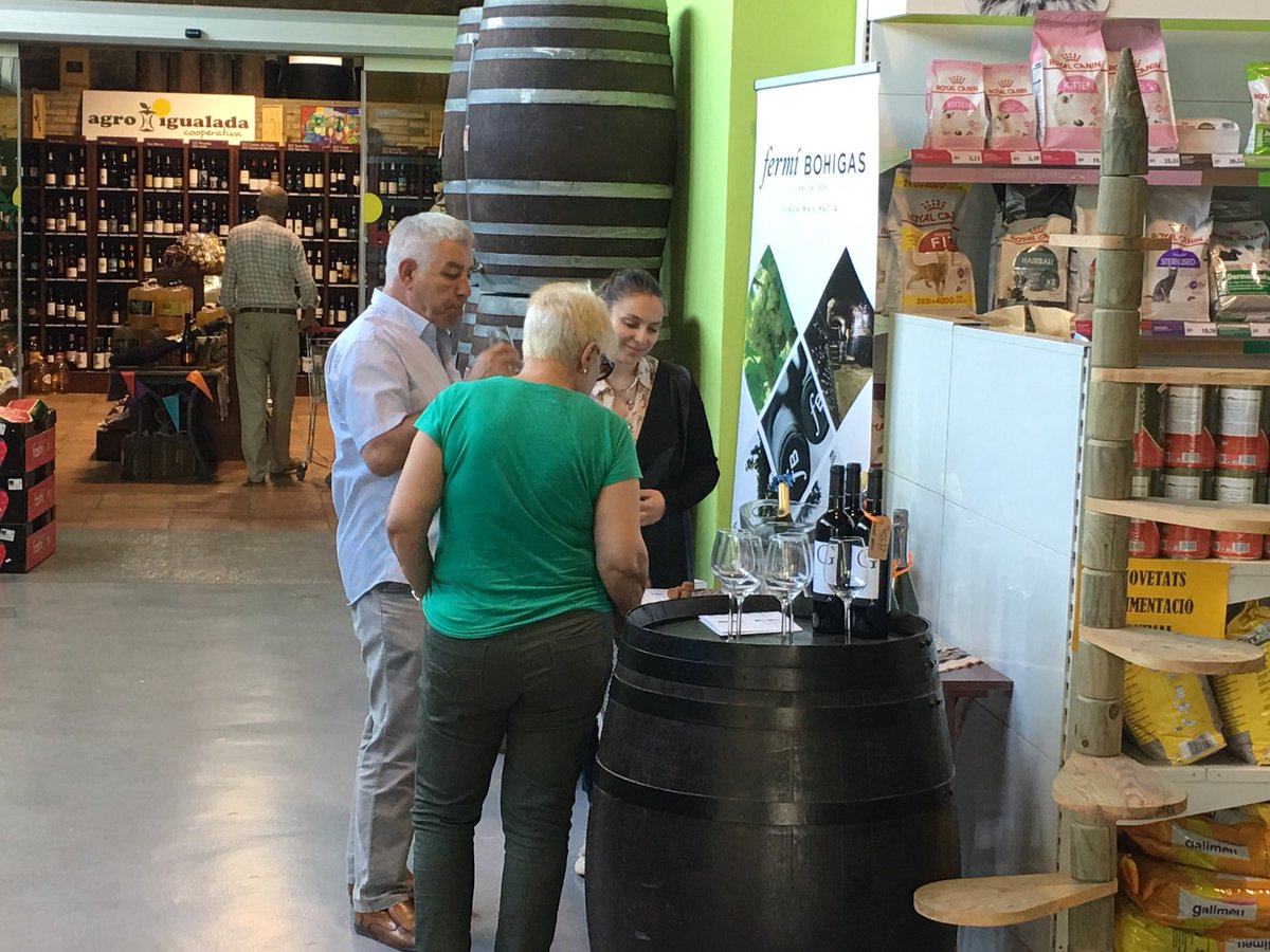 Agroigualada's tweet photo. Degustació de cava Bohigas a l’agrobotiga https://t.co/OQNEnsZAZm