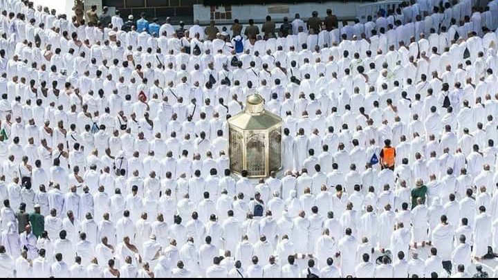 إذا رأيتهم حسبتهم لؤلؤاً منثوراً 💙