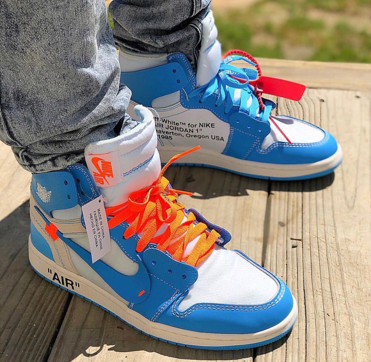 air jordan 1 retro high off white unc