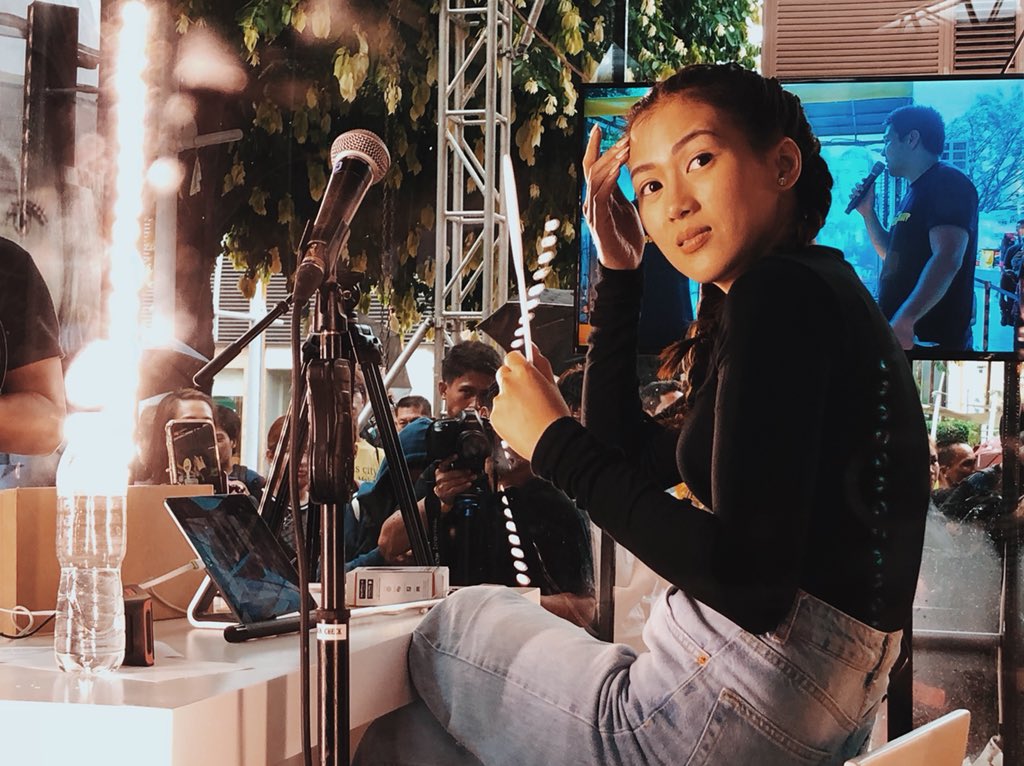 enjoyGLOBE's tweet photo. And that's a wrap for the #FOXPlusShowdown! You too can binge-watch like a pro on #GlobeFOXPlus with your #GlobeAtHome plan! 💙 #NoFearsAttached https://t.co/2KQzVijyWk
