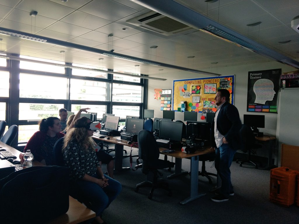 Activ8Thinking's tweet photo. Huge thanks to @trysomeicytea for introducing our NW Computing teachers to VR - creating their own Google Expeditions! https://t.co/wBXmEj5Eng