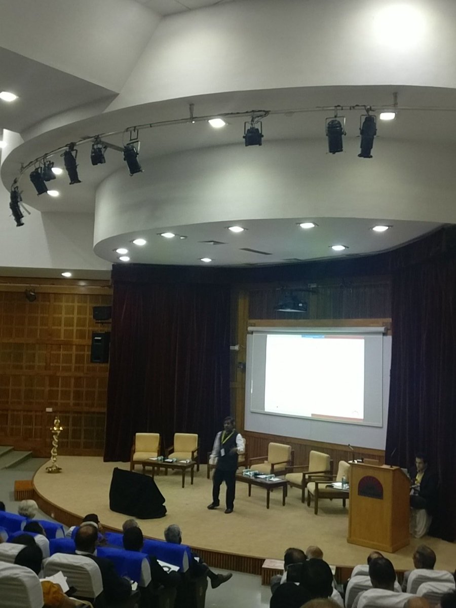 KMariyanka's tweet photo. "#Technology is not only globalising and disrupting traditional #learning and #teaching, but also democratising #education, opines Prof #PDJose of @IIM_Bangalore, speaking at #TrailblazerConference in #Bengaluru

@RID3190 @Rotary @IIMBAA #TrailblazerCon3 https://t.co/W5eXT6eBlY https://t.co/ynfmrvH1Eg