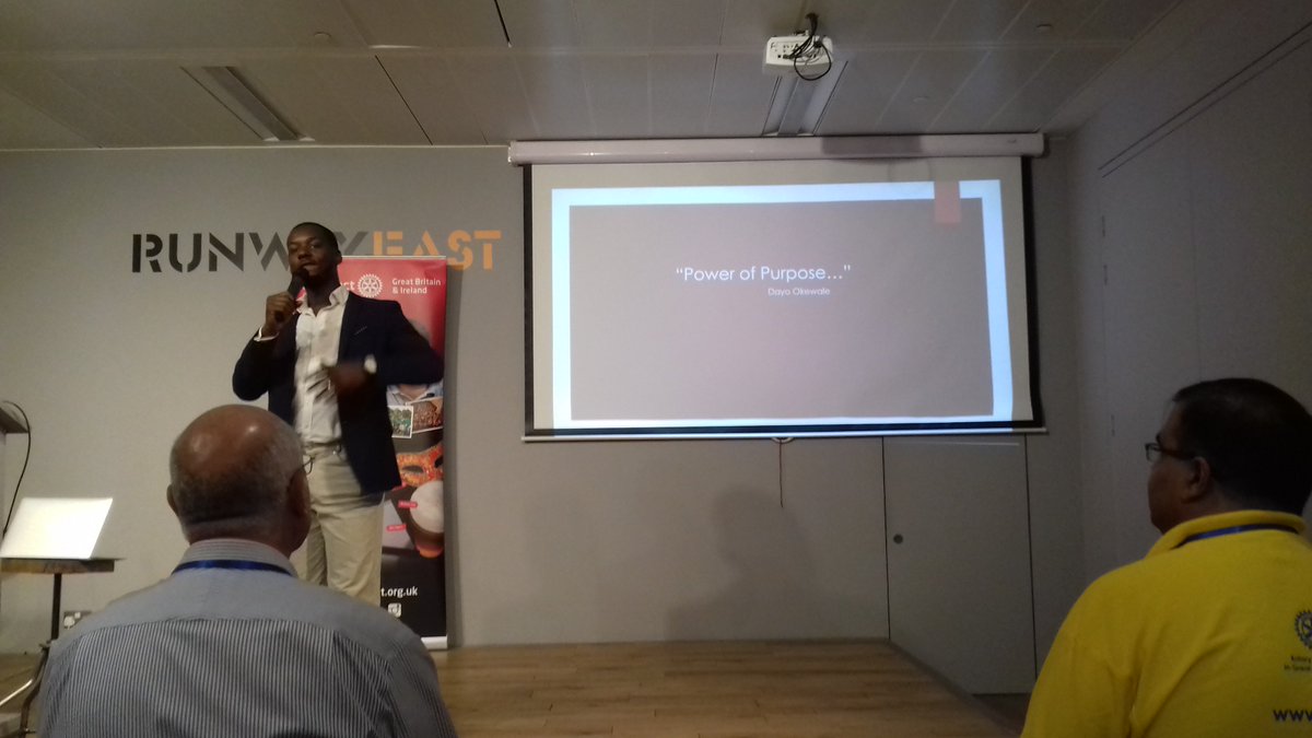 oxfordrotaract's tweet photo. Inspiring talk by @dayo247. #RotaractGBI #Rotaract18 https://t.co/n12NhNtv9y