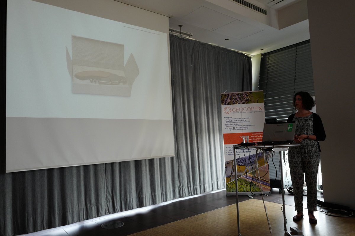 moselweinhack's tweet photo. Katharina Hölzer erzählt von ihren Trester-Produkten #tresta #moselweinhack #trier https://t.co/7f6nKtUeVS