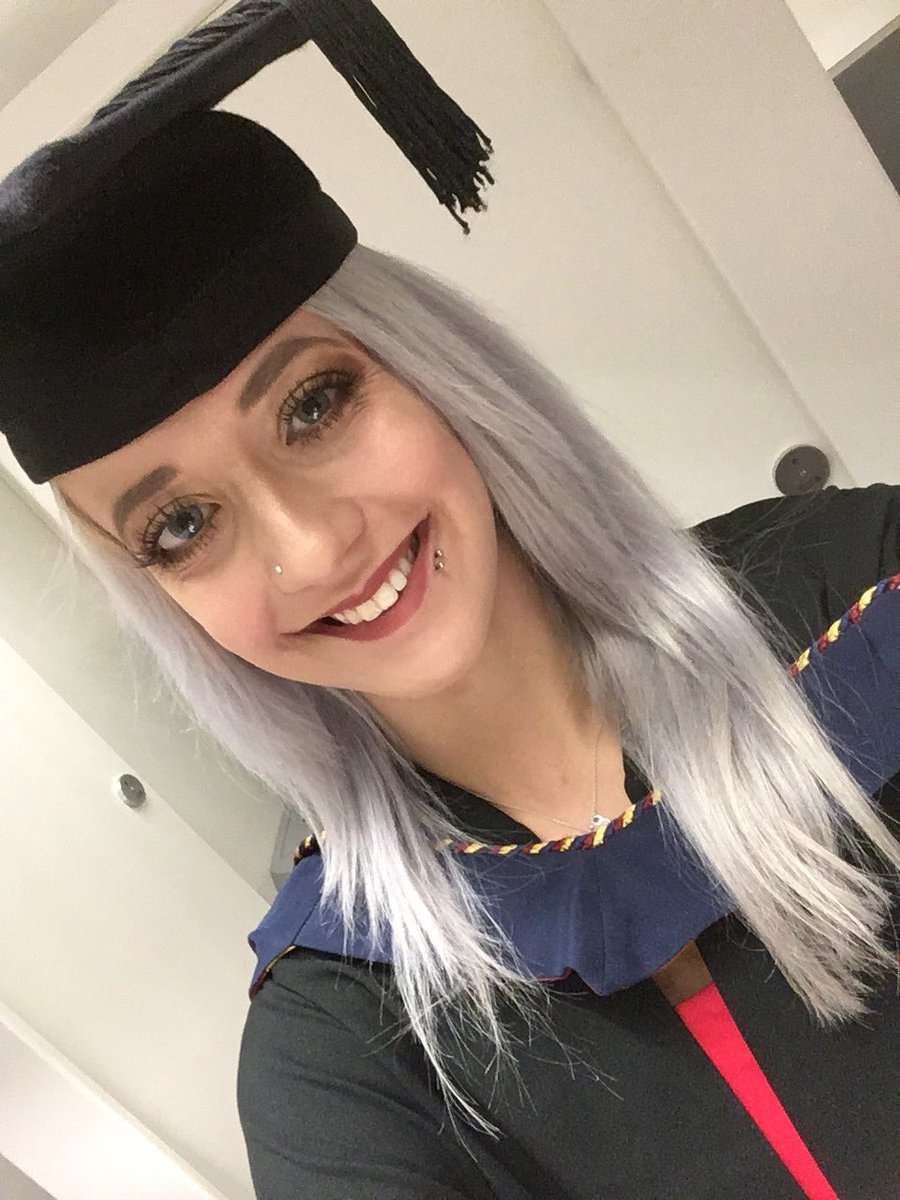 deniseambroses's tweet photo. My daighters #graduation2017 #royalsymphonyhallbirmingham https://t.co/hjP9TfKbZE