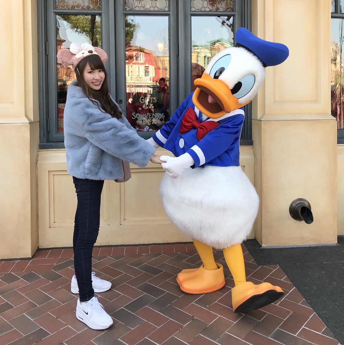 足の裏 Pa Twitter ドナちゃん お誕生日おめでとう これからもずっとナンバーワン ドナルドダック生誕祭18