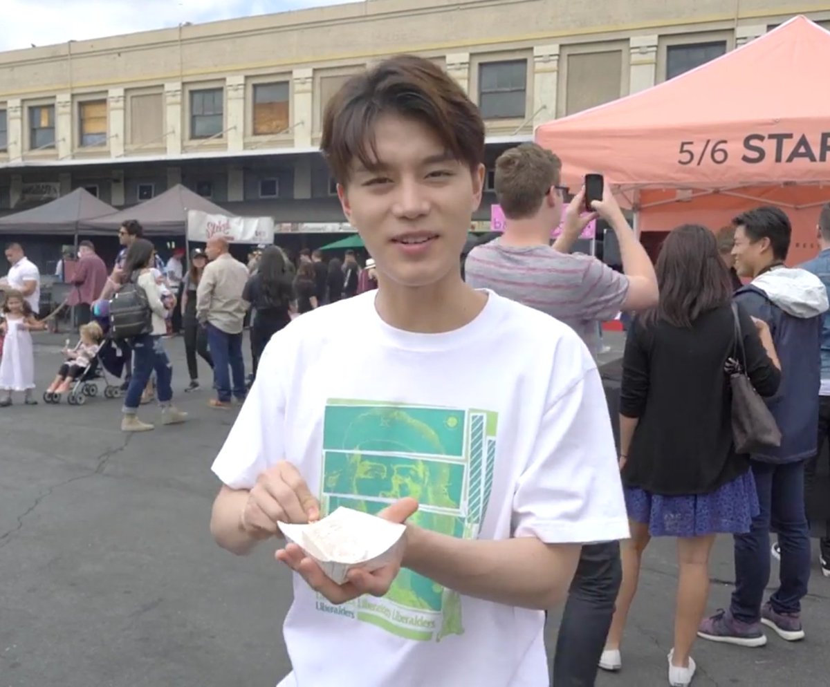strony94's tweet photo. Taeil + Ice cream https://t.co/lxzJQBMtaj