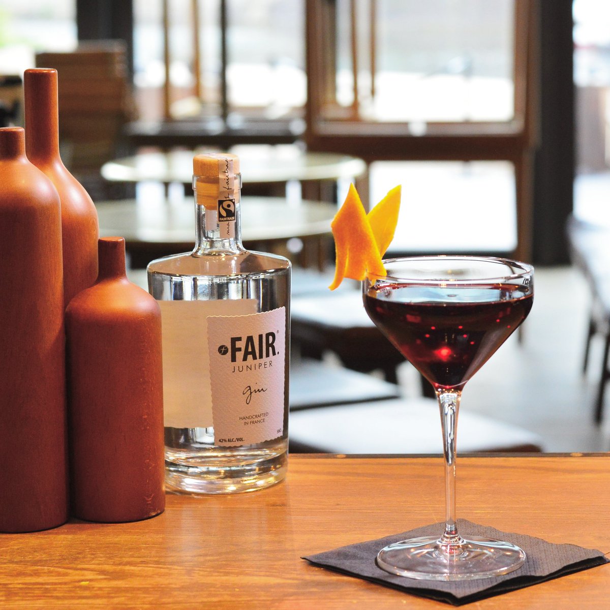 Its #worldginday get yourself a bottle of #FAIRGin and enjoy this beautiful. Available from <a href="/Madeinlittlefr/">MadeInLittleFrance</a>