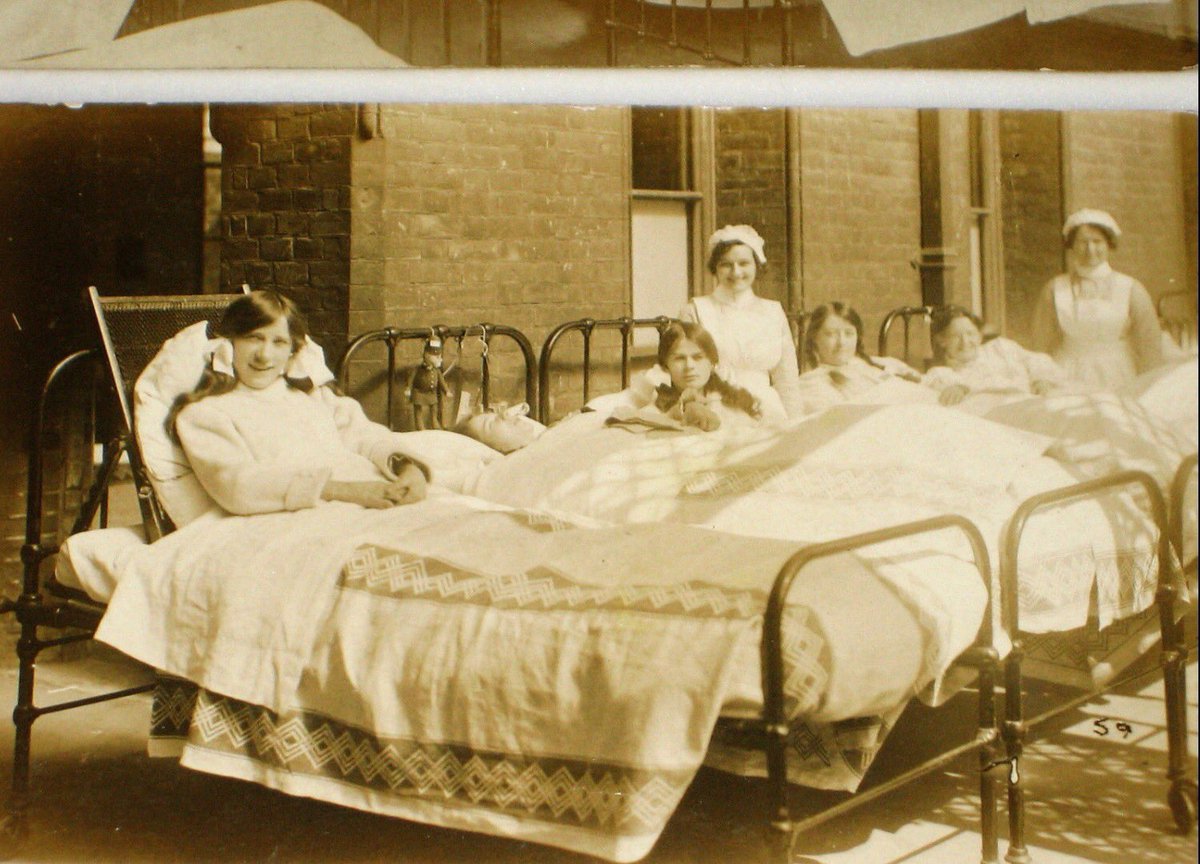 EKHUFTlibraries's tweet image. For International Archive Day #IAD2018, one from the Trust archives... young patients on the sun veranda at Royal Sea Bathing Hospital, Margate in June 2015.