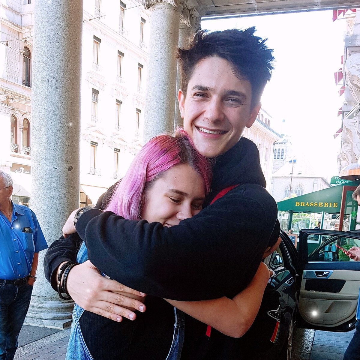 floweeytb's tweet photo. MERCI POUR TOUT !! 
#NouvellePhotoDeProfil https://t.co/3OLEF6MJQw