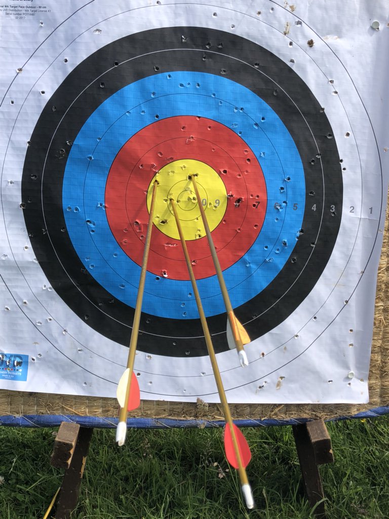 riverbankluton's tweet photo. Hat-trick from...guess who? @DellFarmCentre @ActiveLuton #inthegold #archery https://t.co/RngBi1GZ55