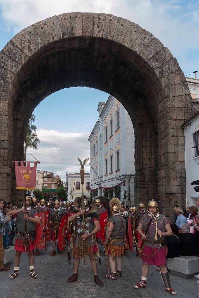 #IXEmeritaLvdica. Entrada de las Legiones a Emerita Avgusta <a href="/emeritantiqva/">ASOCIACION CULTURAL EMERITA ANTIQVA</a>