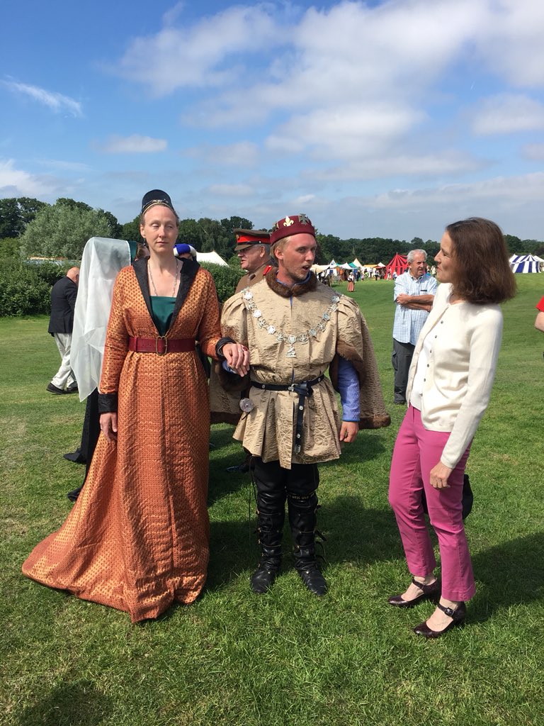 King Edward IV opens proceedings at #BarnetMedFest2018