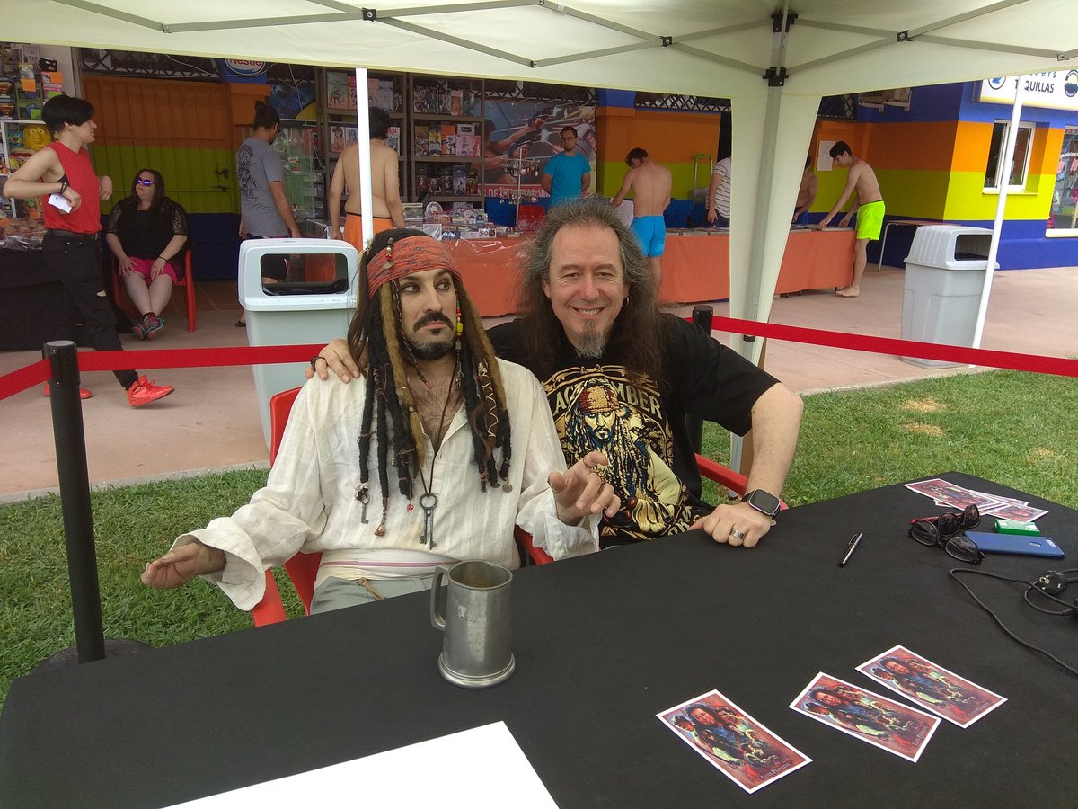 Summer Play tweet media