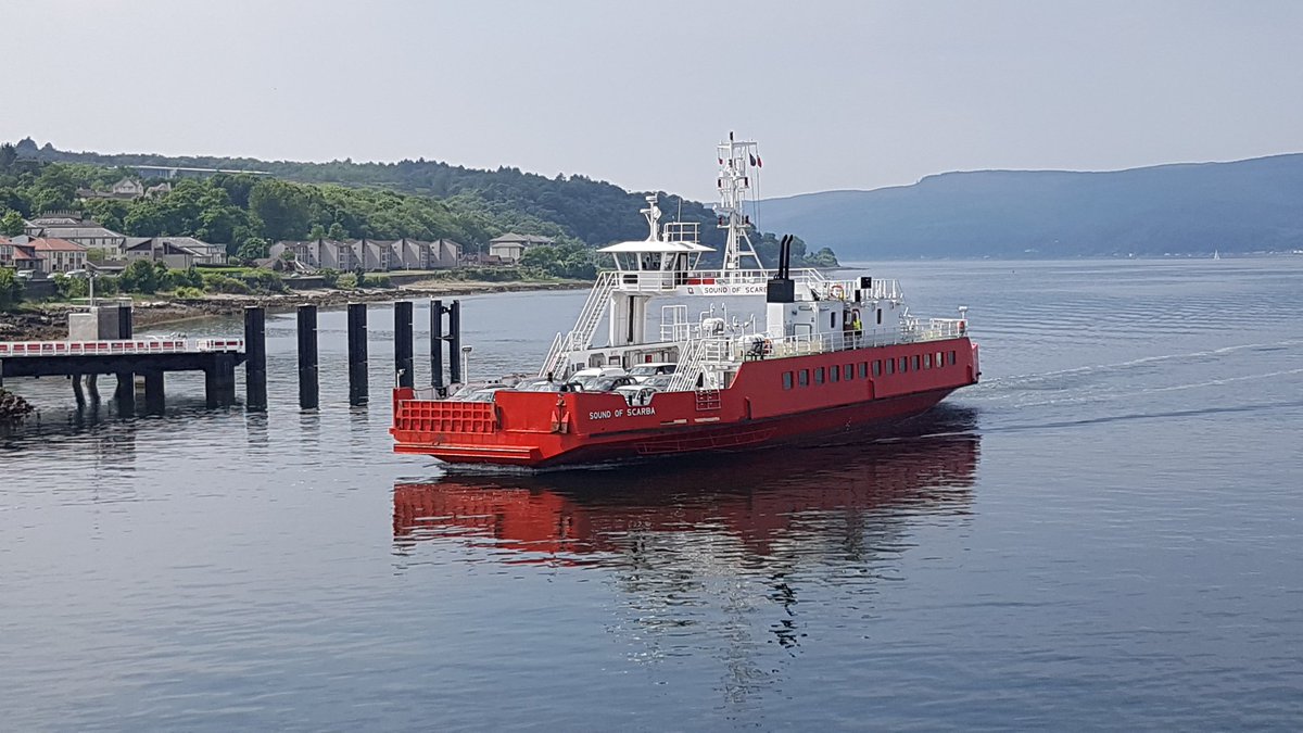 redferryman's tweet photo. @Western_Ferries #SoundofScarba arriving at #McInroysPoint https://t.co/yiC5TsgGMU
