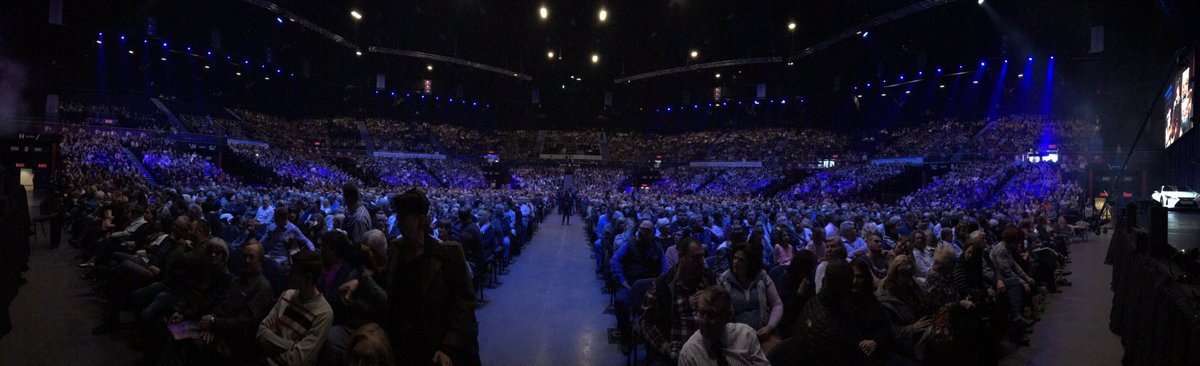 AfrIsGroot's tweet photo. Kyk net al die mense. 😍 Dankie vir jou ondersteuning. #Classics2018 https://t.co/RcDa3pNDKb