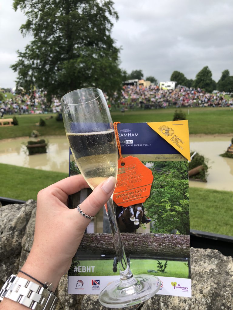 WBD_ConstructUK's tweet image. Another beautiful day at @bramhampark at the @WBD_UK pond with @WBD_US #EBHT #WBDBramham