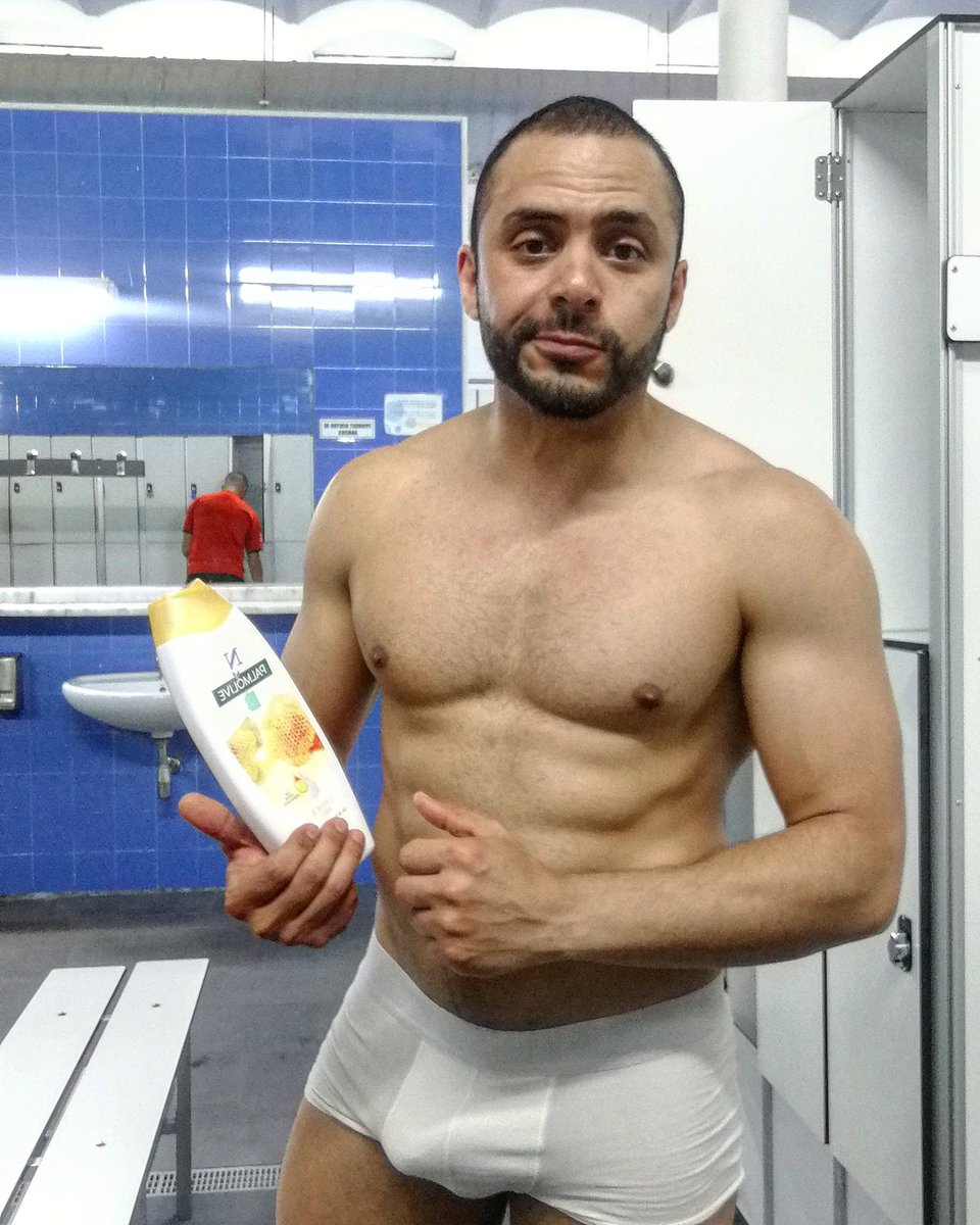 bagoas85's tweet photo. Gym y ducha para empezar el sábado!!! #dormircomodo #miasierton #sebusca🍆 https://t.co/C3d2dIchMs