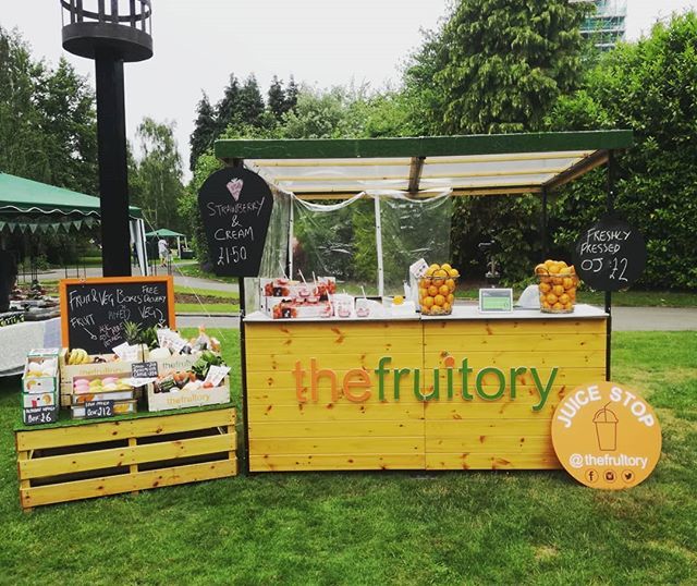 thefruitory's tweet photo. #theshackisback #thefruitory #Loughborough #queenspark #picnicinthepark #picnic #strawberryandcream #strawberries🍓 #cream #fresh #healthy #freshlysqueezed #orangejuice🍊 #delicious #mouthwatering #events #local #localevent https://t.co/B8o0JzKtxF https://t.co/cXHZ2M39tl