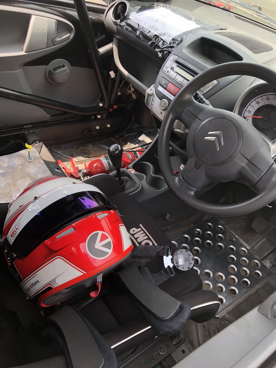 Ryan_TWilliams's tweet photo. Starting P8
44 cars into the first tight hairpin should be fun...
#C1RacingClub
#C1Challenge https://t.co/19tKeSHaGa