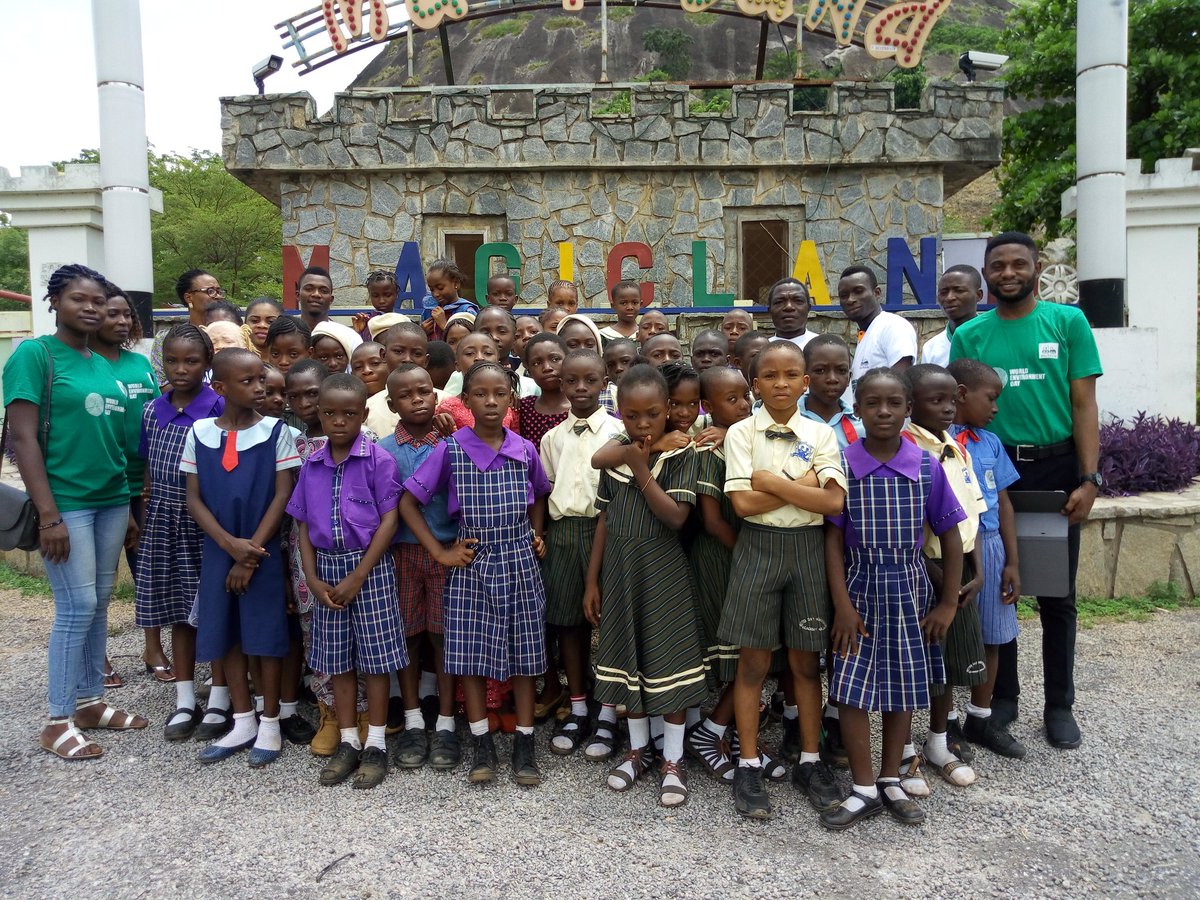 DevTrainNg's tweet photo. 43 #EnvironmentAmbassadors
10 Teachers
7 @DevTrainNg Team members
10 schools
We're @MagicLandAbuja to celebrate them for a job well-done in collecting #PlasticBottles in our #BeatPlasticPollution Challenge
@UNEnvironment @ClimateWed @FMEnvng @PickThatTrash @environewsng @franknno https://t.co/A8mZPrBPTt