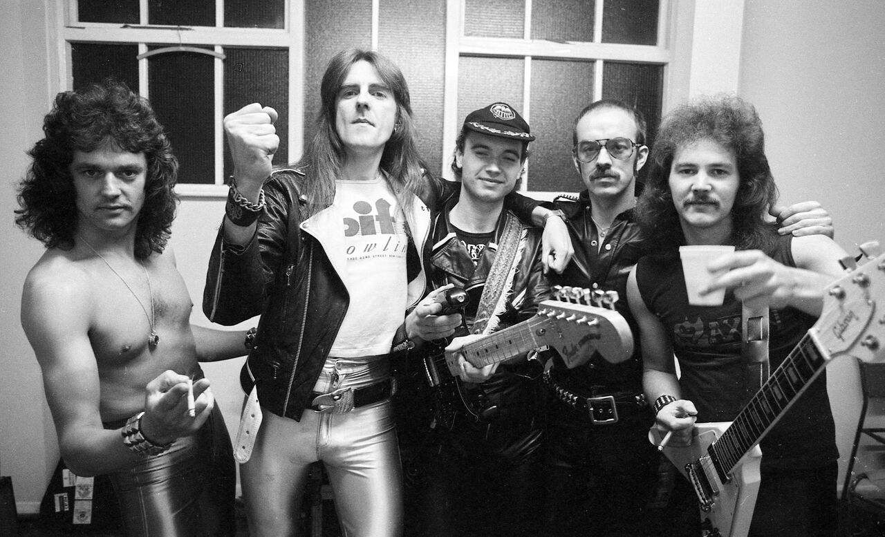 Happy birthday to drummer Pete Gill of Saxon and Motorhead. 