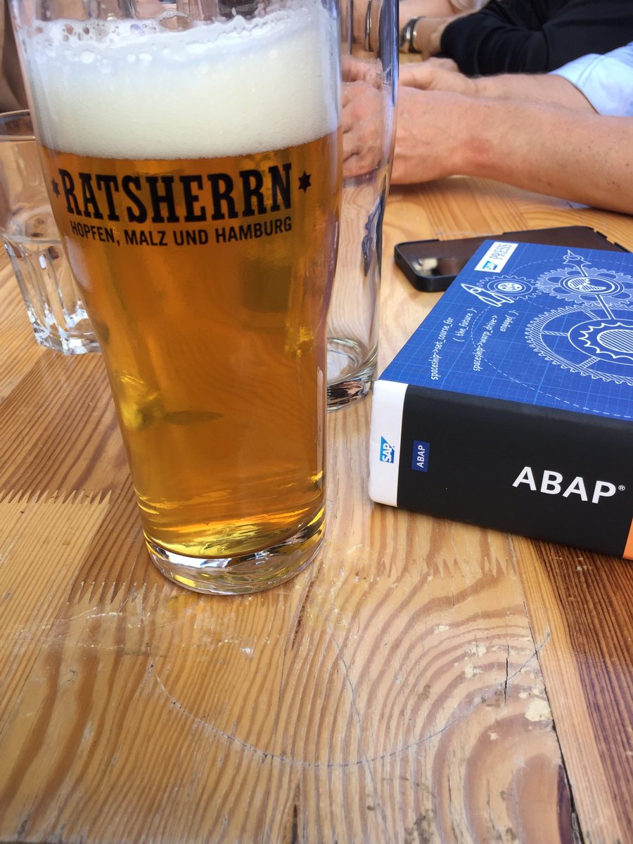 ecosioHQ's tweet image. Hopfen, Malz und Hamburg und ABAP. Danke für die super Veranstaltung! Wir freuen uns schon auf den nächsten Inside Track in Hamburg. #sitHH ⁦@peter_langner⁩ ⁦@Timo_John⁩ ⁦@thulium3⁩ ⁦@weltspion⁩ ⁦@SAPInsideTrack⁩