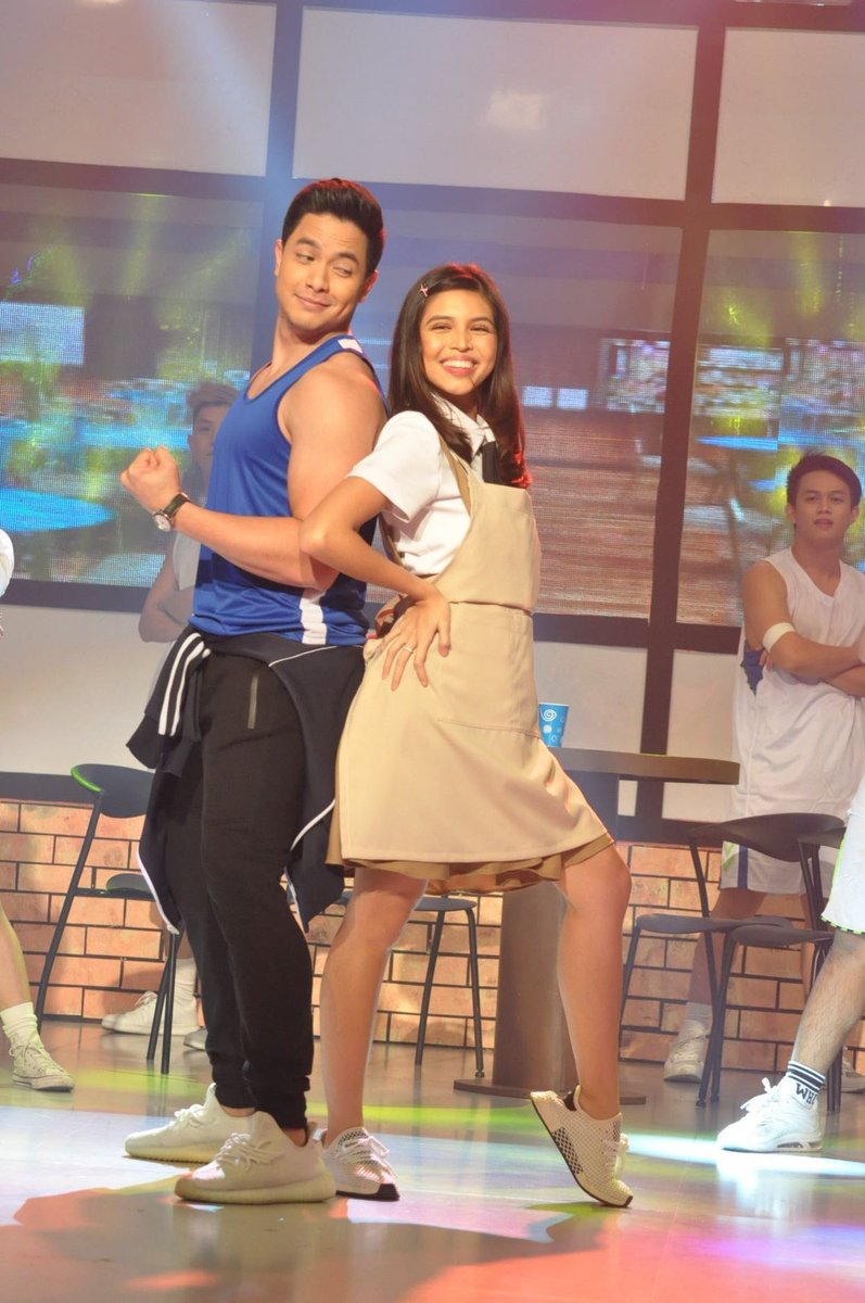 ALDUBWashington's tweet photo. My happy heart ❤️ #ALDUBMusicForOurHearts https://t.co/D3nzgj2fCP