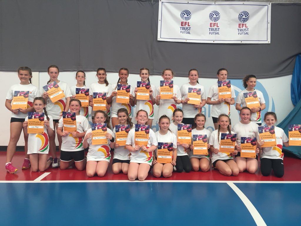 beckyg29's tweet photo. Brilliant morning of netball with this great bunch. Looking forward to seeing you back next year 👍🏻 @WelshNetball #LAHub #RCT #U11s #showcase #futuretalent https://t.co/UF5Lf6ocOd