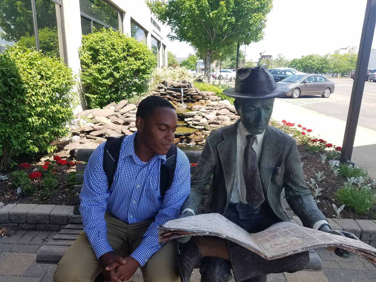 UBLSAMP's tweet photo. #LSAMP #Research Intern Paolo took a liking to this statue of a man reading during our tour of @RichProducts. Many thanks to Mr. Gutierrez for the great tour!! #UBEngineering #FoodScience https://t.co/ymLTQh5qUA