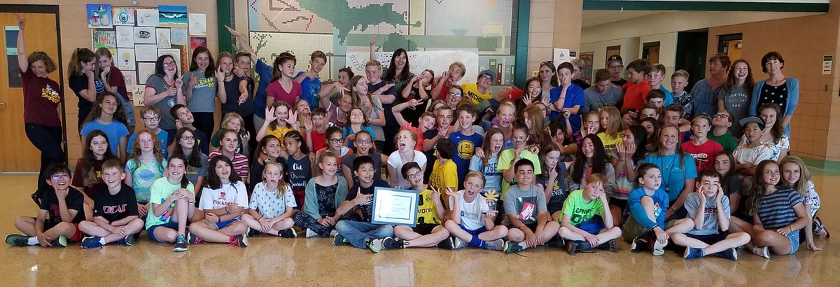 ooonce's tweet photo. So proud of our Spotlight School Award! thanks @SummitPS @TimmisChris @TammyReich https://t.co/JSCpPlnOPk https://t.co/zSLxJsTcTM