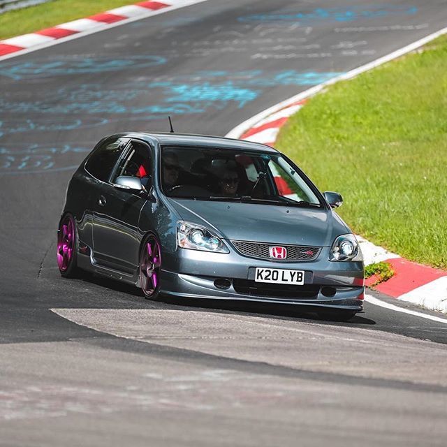 ladydriven_co's tweet photo. Who’s all racing this weekend? Xtra credit if u can name this track. - 🚙: @kelly.b_k20lyb
・・・
#ladydriven #cosmic #honda #civic #ep3 #recaro #ig_honda #Hondalife #k20 #m2 #honda_scene #hondata #tdi_north #kseries #kpro #vtec #ctro_uk #ctro #injen #ci… https://t.co/fXOdfB7k9O https://t.co/CF5lqHu6T3