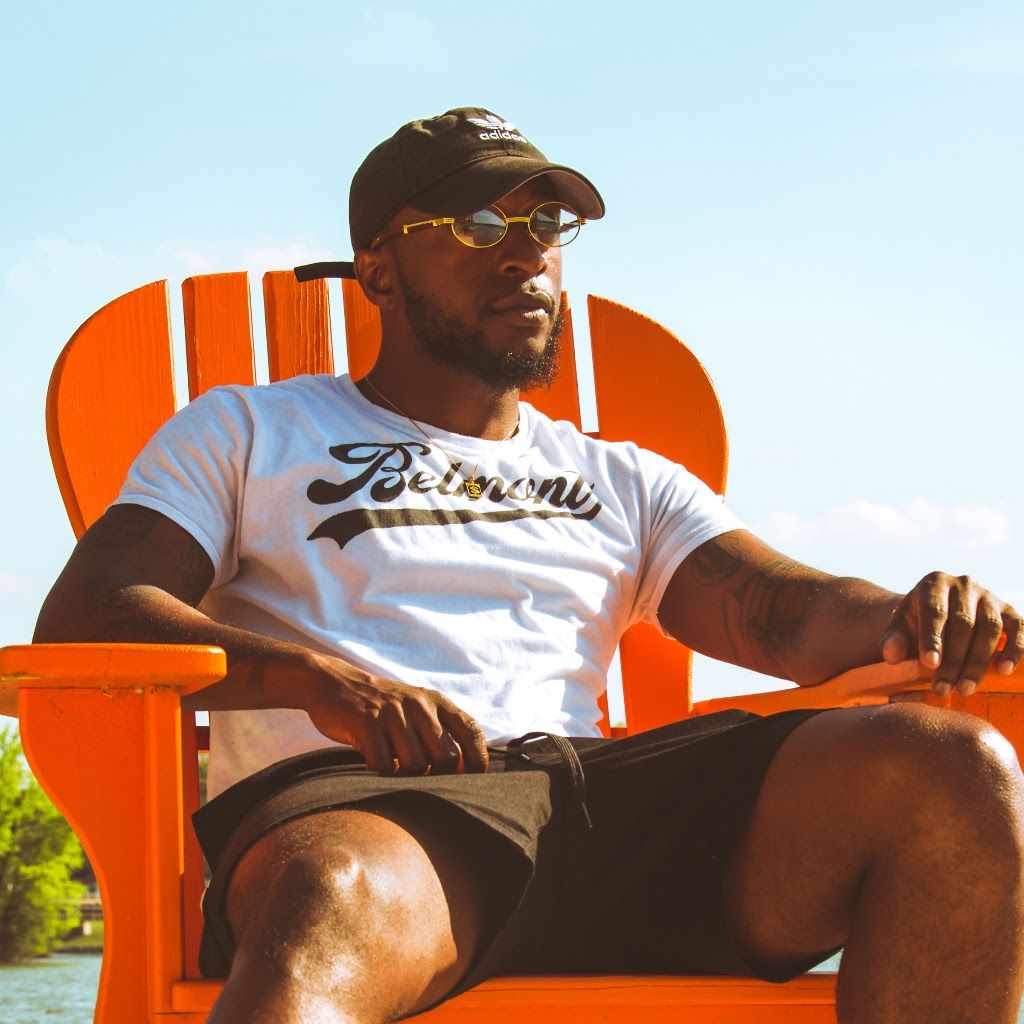 RealTLBeats's tweet photo. Dope summer vibes: Matrix P ft. Mara Robbins “Kuntry Fonk”

https://t.co/IOnp70QIBm

#summer #vibes #hiphopmusic #2018 #kuntry #funk #matrixP https://t.co/yOunaqhsyW
