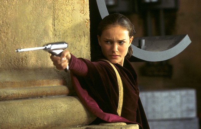 Happy birthday to the queen herself, Natalie Portman! 