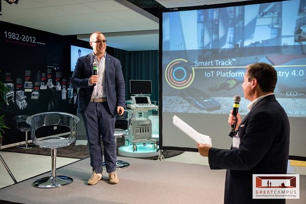 _Smart_Track_'s tweet image. Testimonianza del nostro CEO Saverio Pagano invitato al @GreatCampusGe per raccontare la success story di Smart Track, startup innovativa operante nel settore Industria 4.0!
smarttrack.io/2018/06/startu…