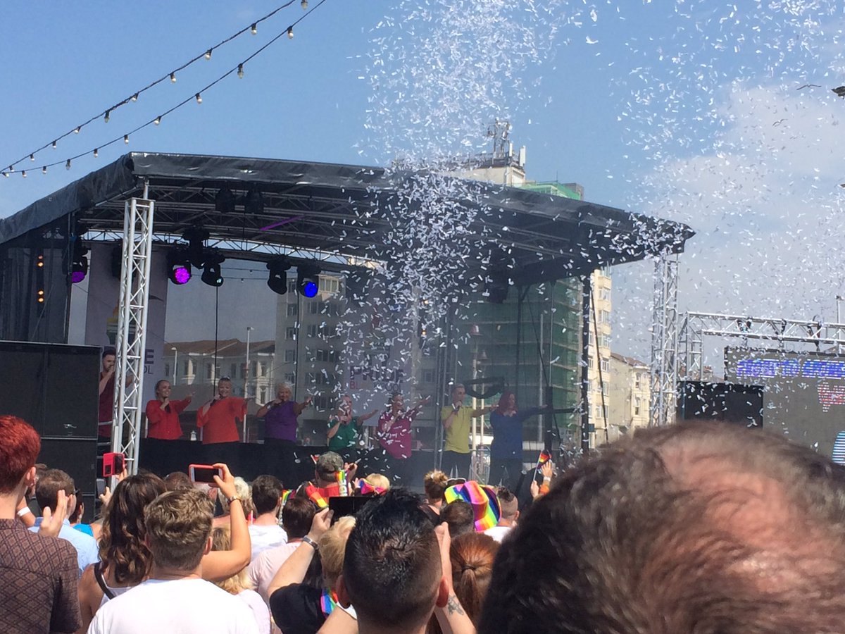 GHRLancs's tweet photo. Scott and Stacey officially open Blackpool Pride 2018!! Loads on today just next to the Metropole πππ - Don't forget the new Breakfast Show starts Monday 18th June β€οΈ#BlackpoolPride #PrideBPL2018 https://t.co/yG5h0xmv1G