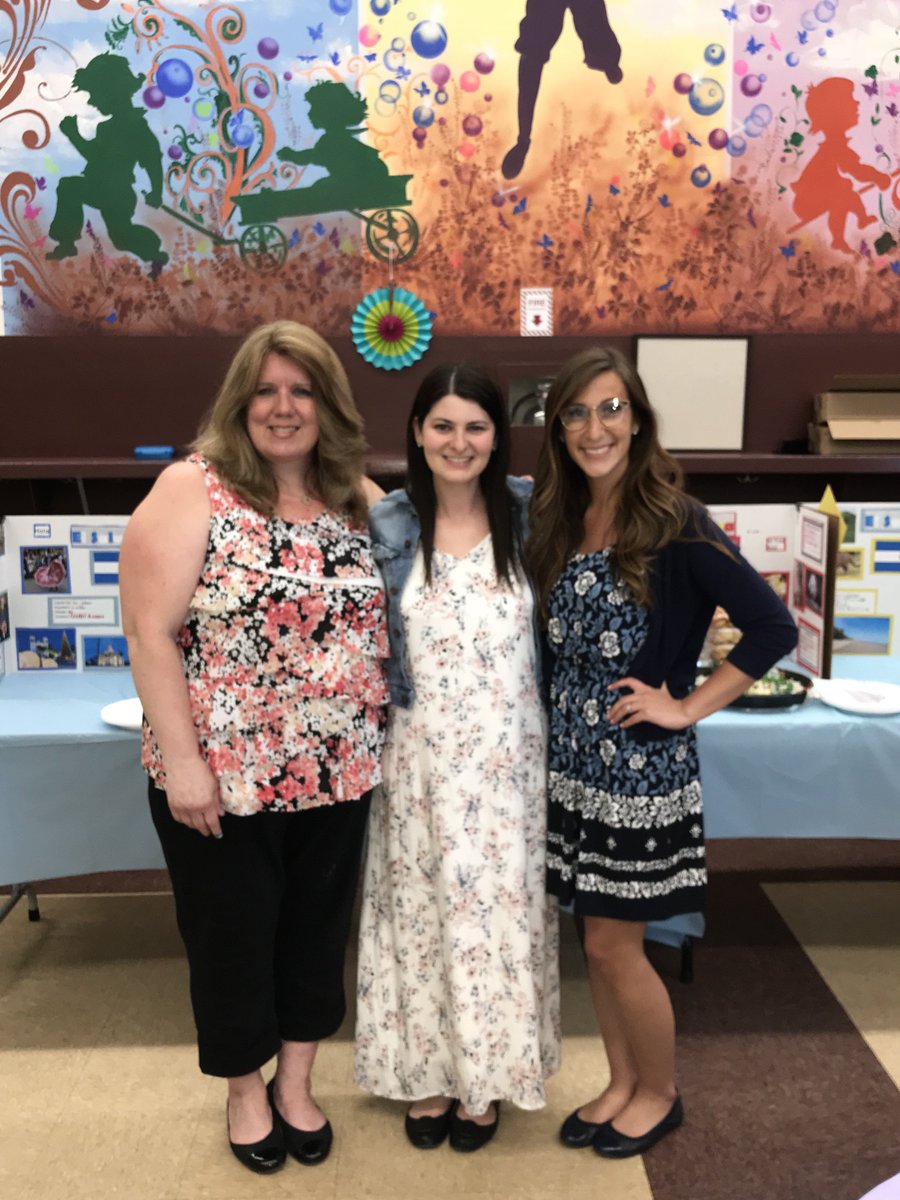 jen816ny's tweet photo. International Night 2018!  #greatteam https://t.co/jNAdab4ju5