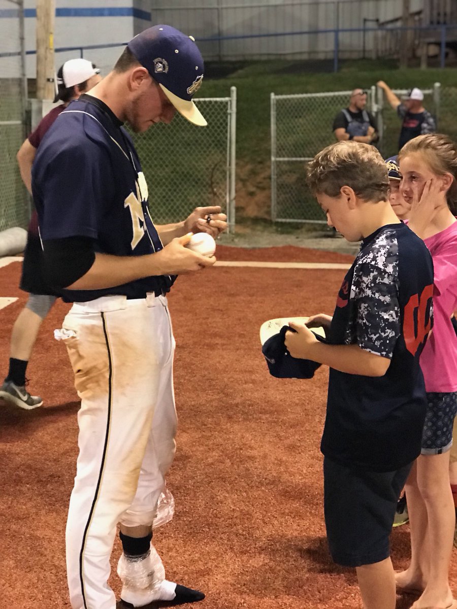 ALysyStrength's tweet image. 81 mph to 92 mph in just about a year. @KyleLysy3 dominating the @CPLBaseball summer league. #MLBDraft2019 #ShipBaseball #MartinsvilleMustangs