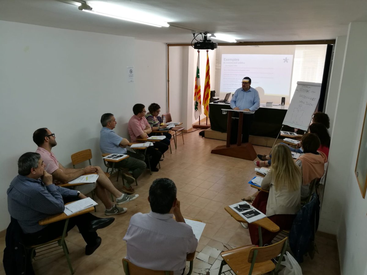 PD_AltEmporda's tweet photo. Avui segona jornada del curs de comunicació per als associats de la comarca. Seguim formant-nos per aconseguir un país millor. https://t.co/nOMJ70F5Rj